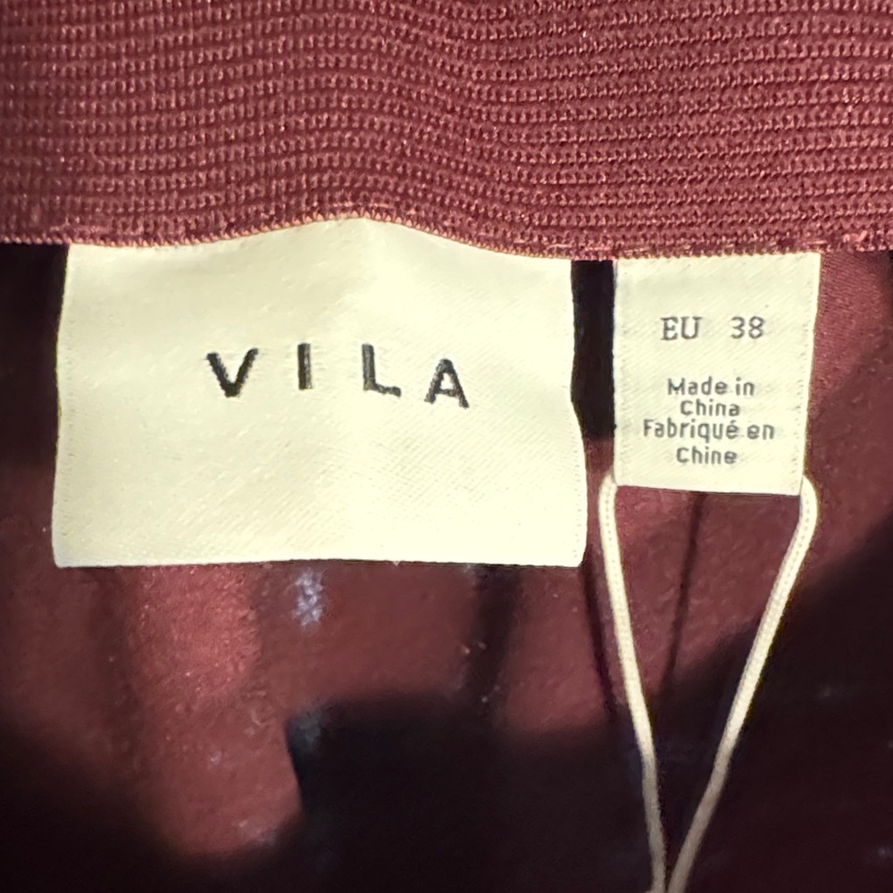 Vila Satin Maxi Skirt Burgundy Size EU 38 Fig - Picture 2 of 7